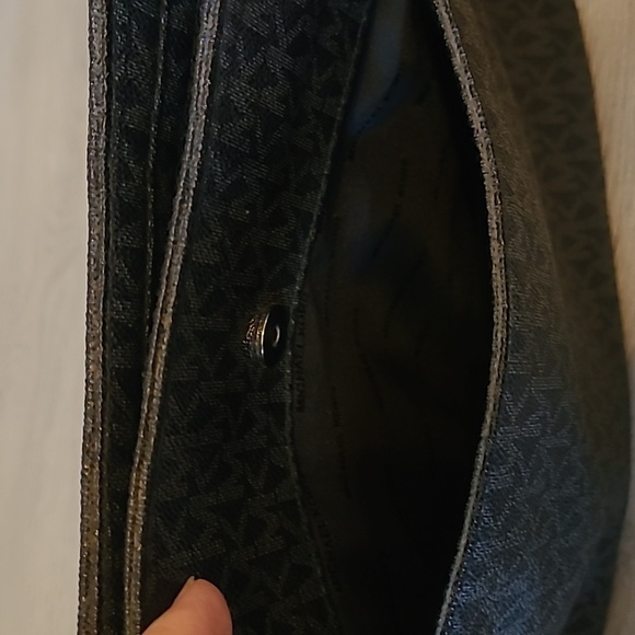 Michael Kors black shoulder bag - Picture 6 of 12